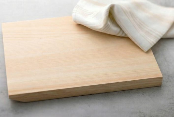 【木製まな板】意外と簡単！日々のお手入れと特別なメンテナンス方法